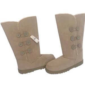 Tan Button-Accent with Fur Lining Winter Boots by Rampage. Size=9.  New with Tag